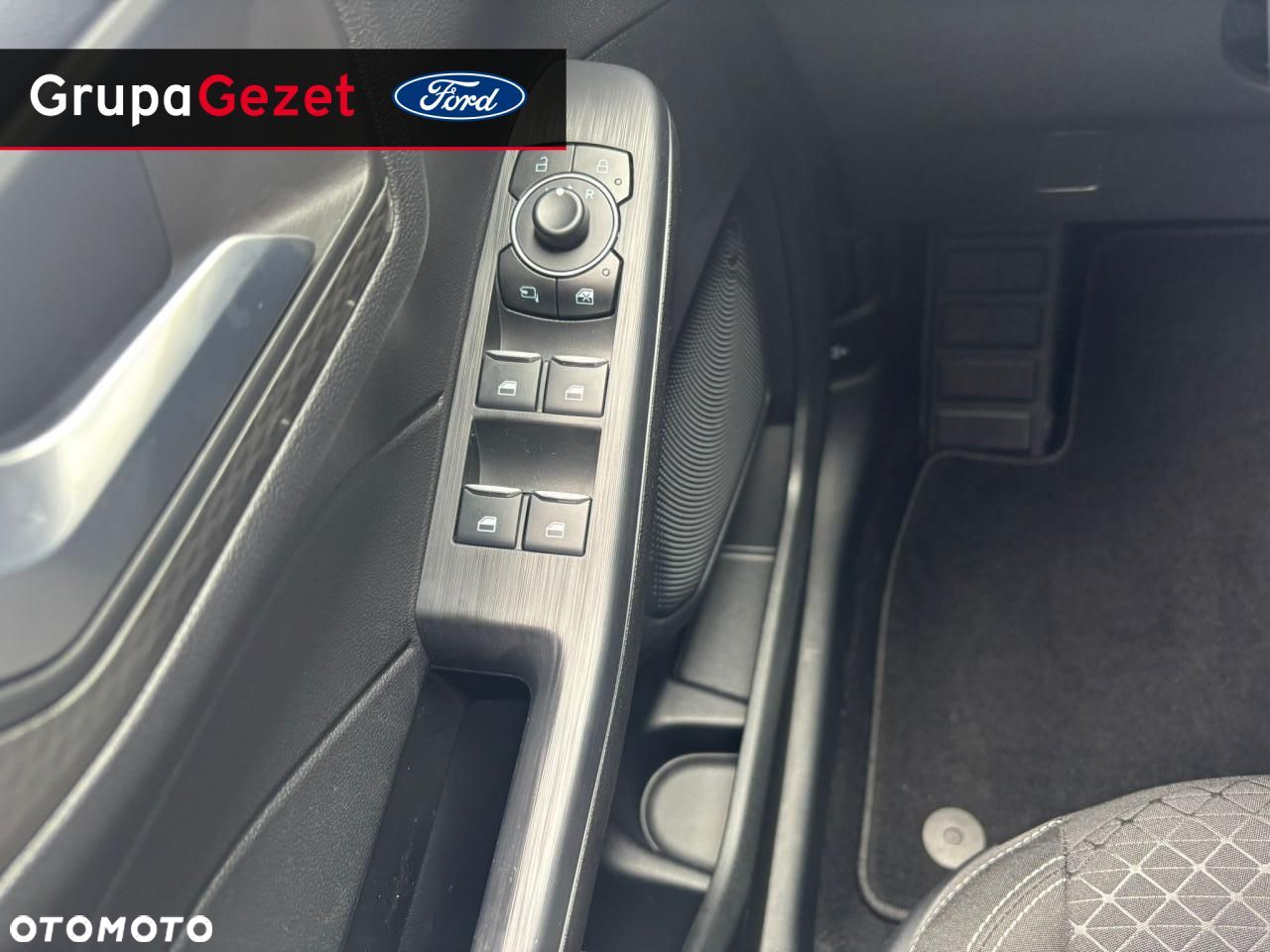 Ford Kuga - 8
