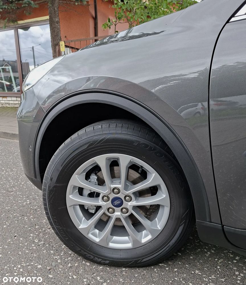Ford Kuga 2.0 EcoBlue AWD Titanium - 32