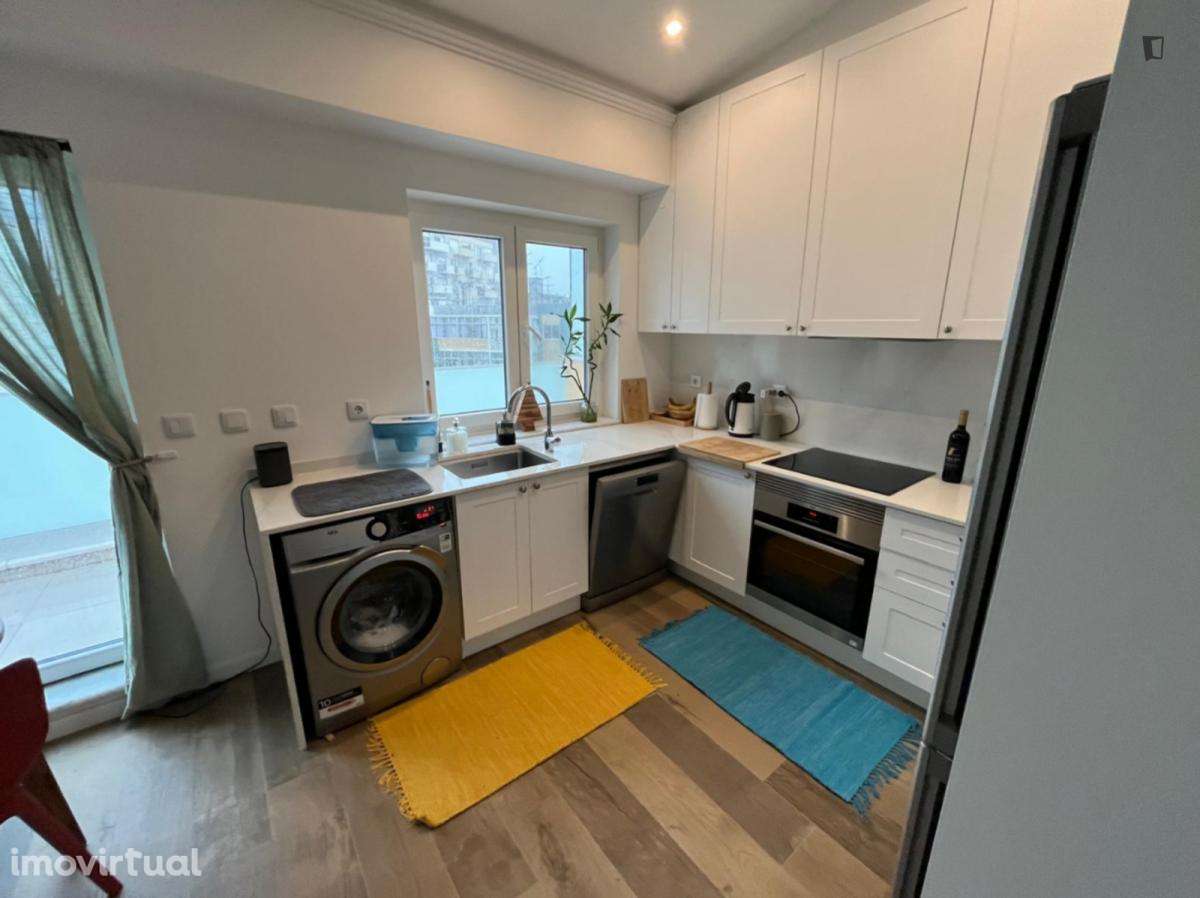 Apartamento com 1 quartos - localizado em Sete Rios Lisbon - Grande imagem: 5/10