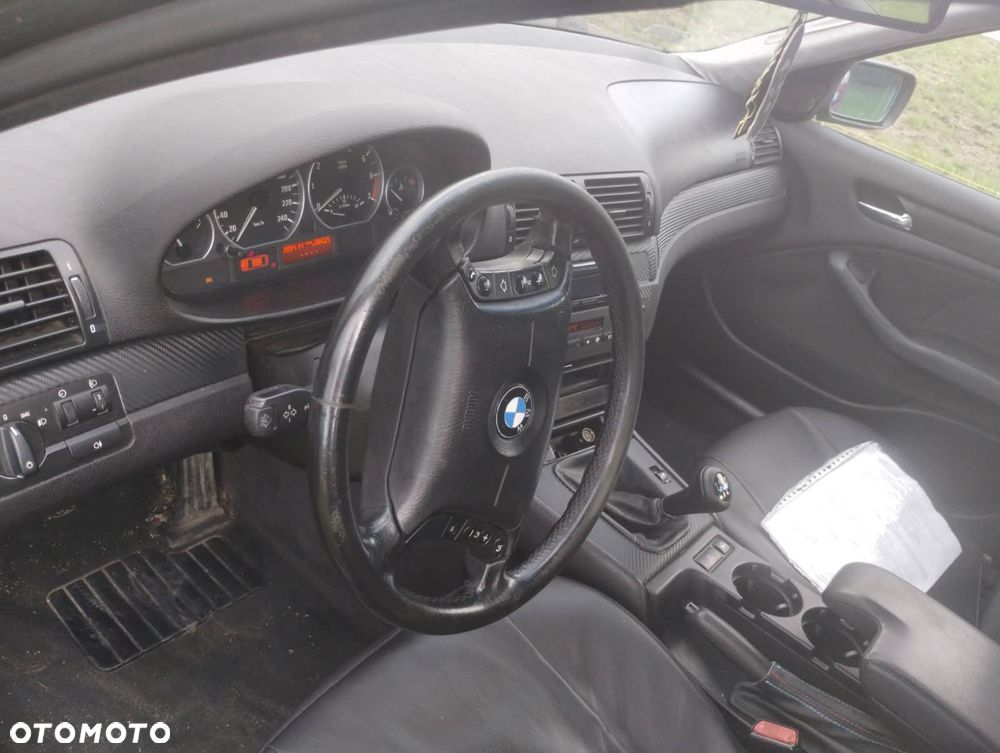 BMW Seria 3 318i - 3