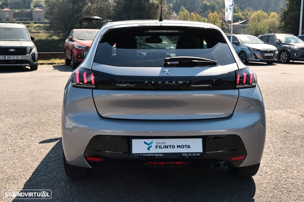 Peugeot 208 1.2 PureTech Allure - 4