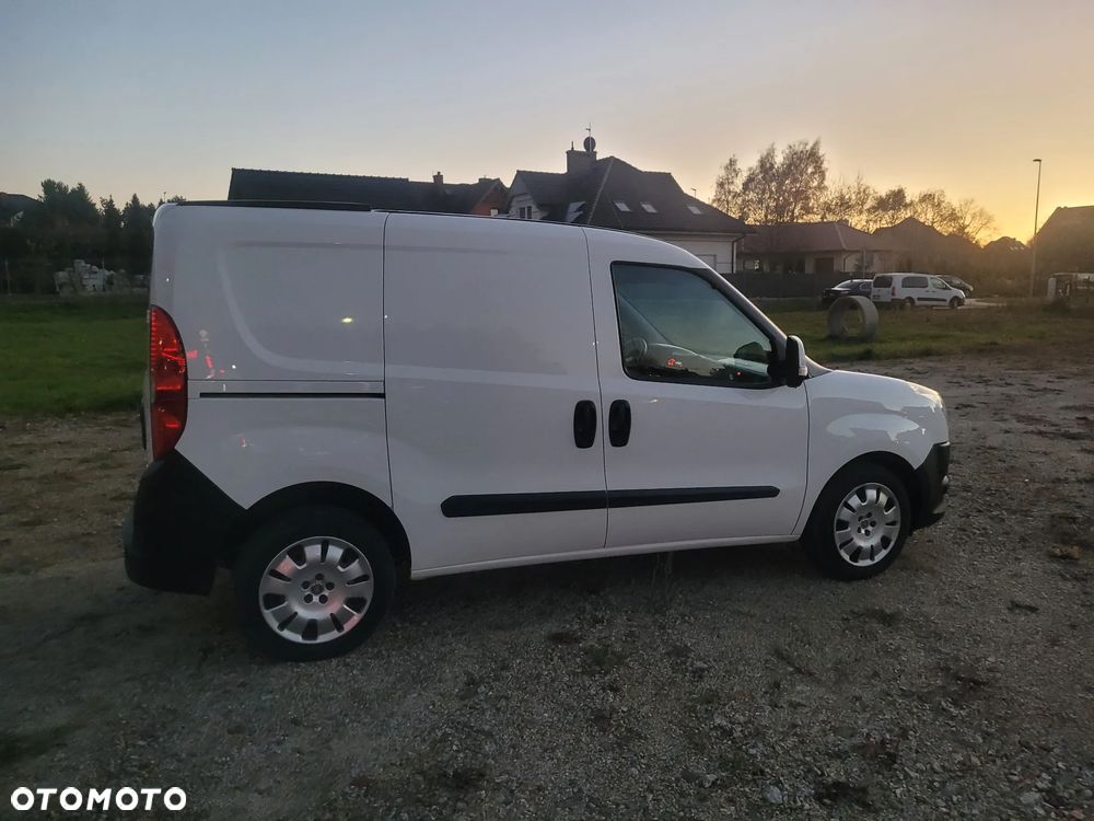 Fiat Doblo 1.4 16V Dynamic - 14