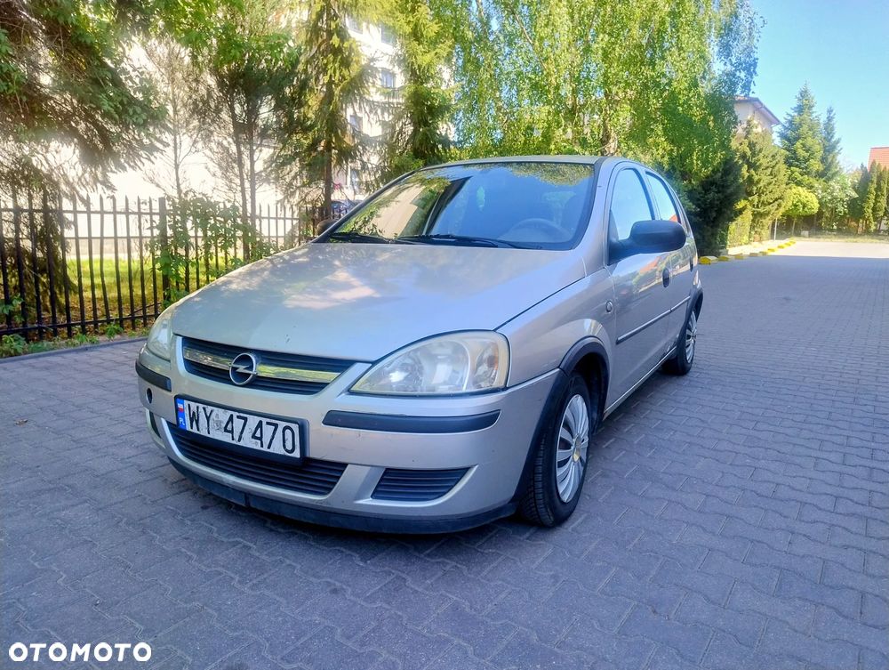 Opel Corsa 1.2 16V Essentia - 1