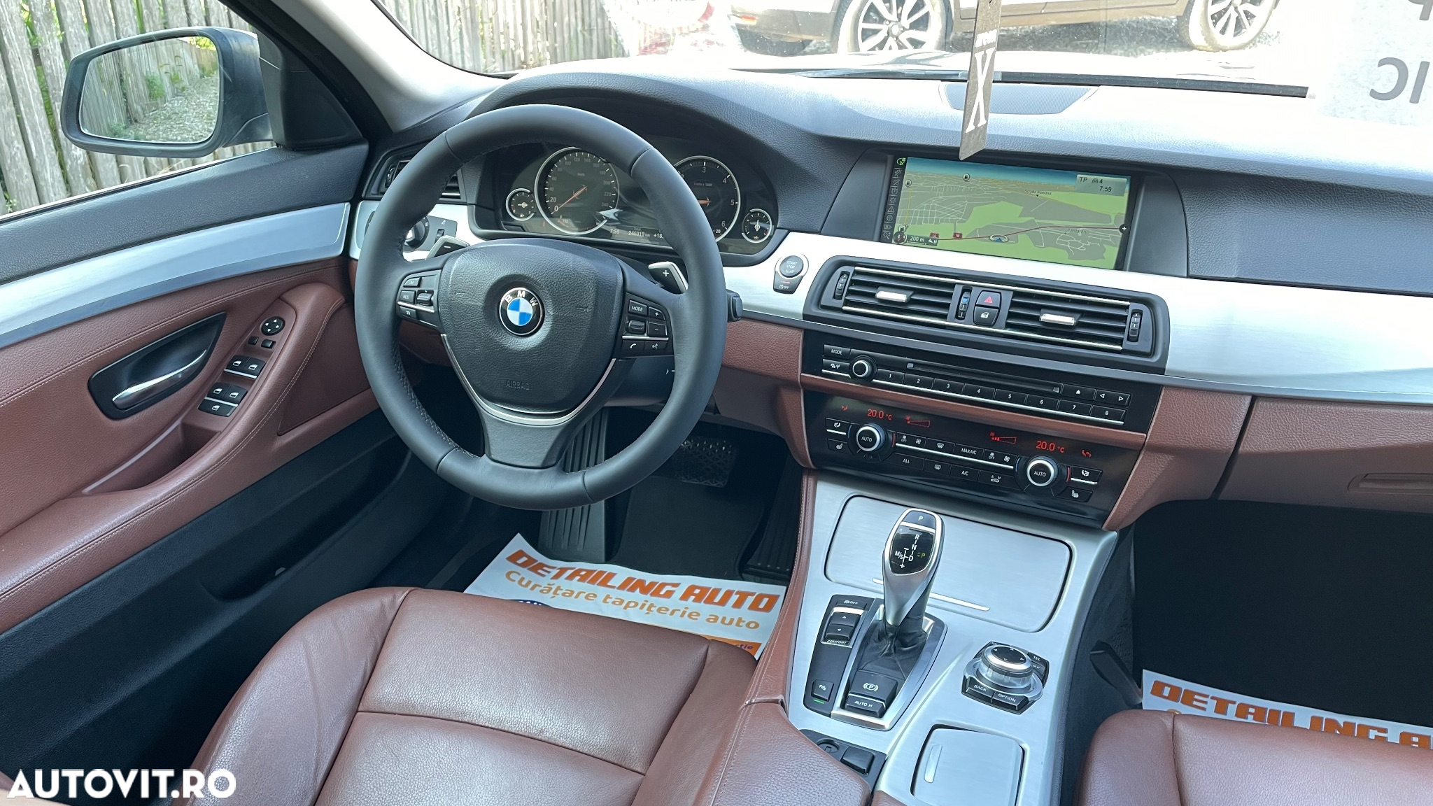 BMW Seria 5 520d Touring Sport-Aut. - 10