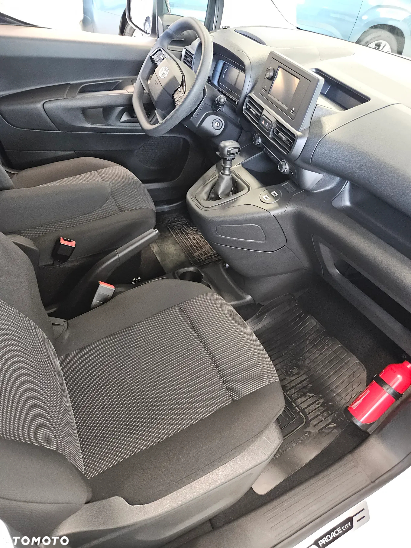 Toyota Proace City - 8