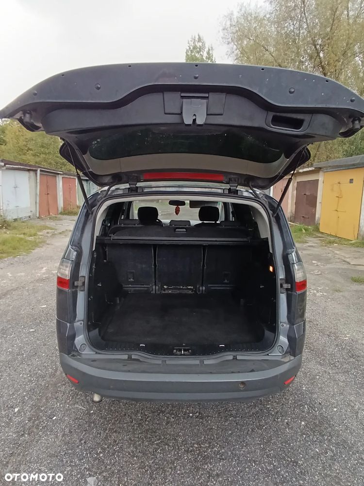 Ford S-Max 2008 photo 4