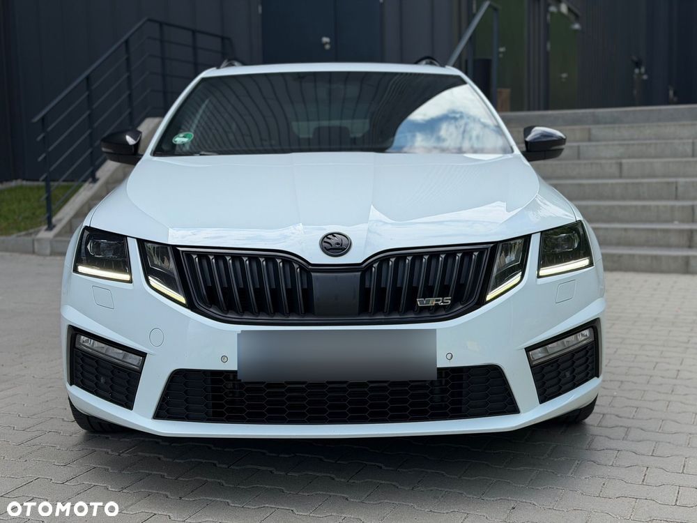 Skoda Octavia 2.0 TDI RS Challenge DSG - 2