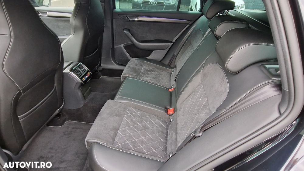 Skoda Superb Combi 1.4 TSI PHEV Style - 6