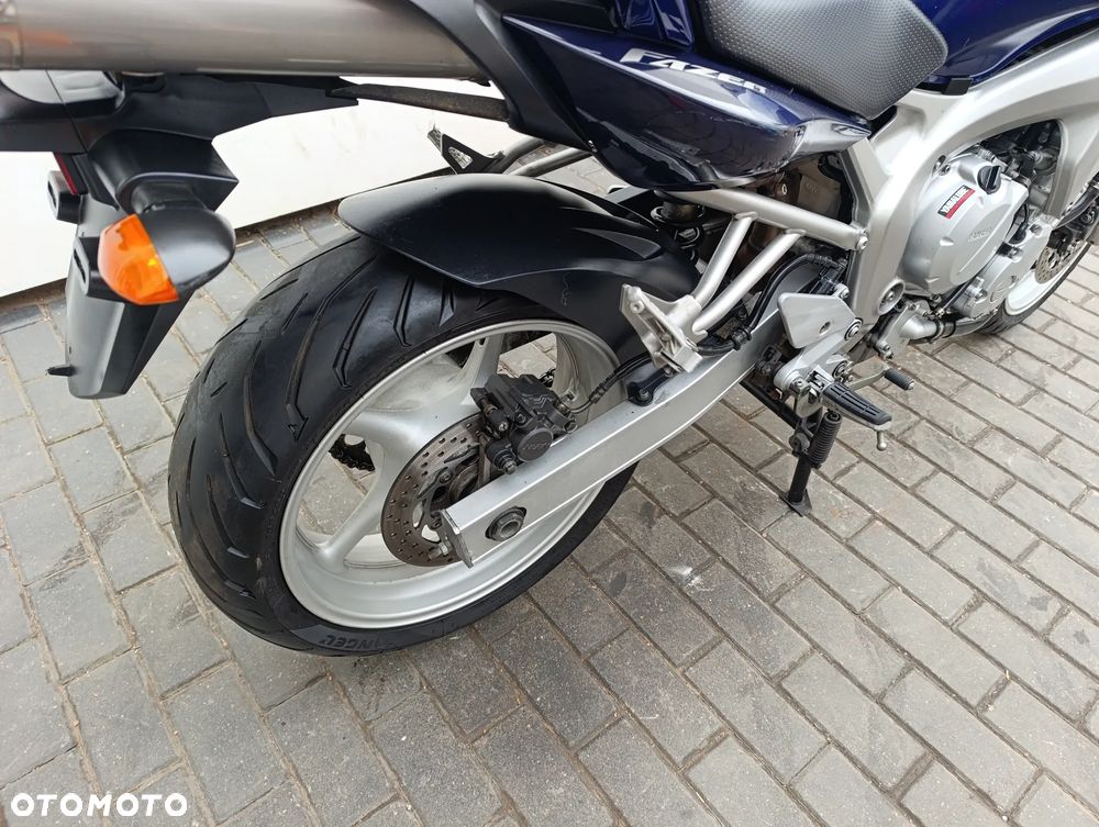 Yamaha FZ6 - 22