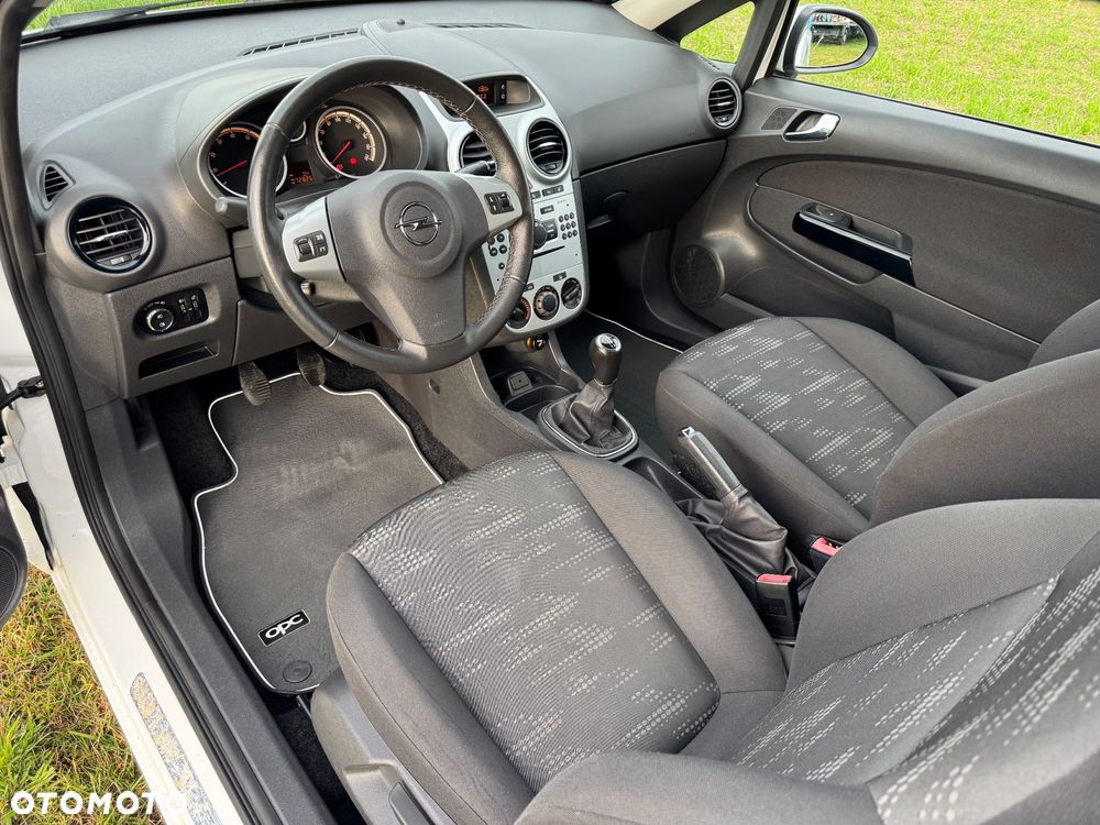 Opel Corsa 1.4 16V Satellite - 20