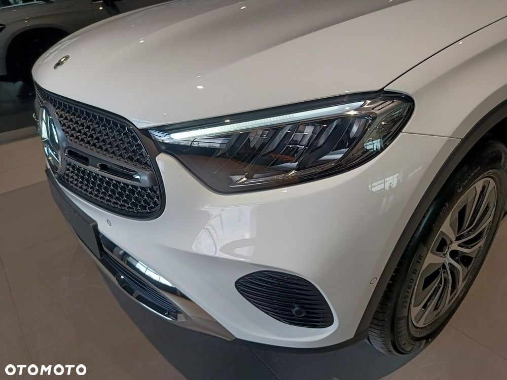 Mercedes-Benz GLC - 18