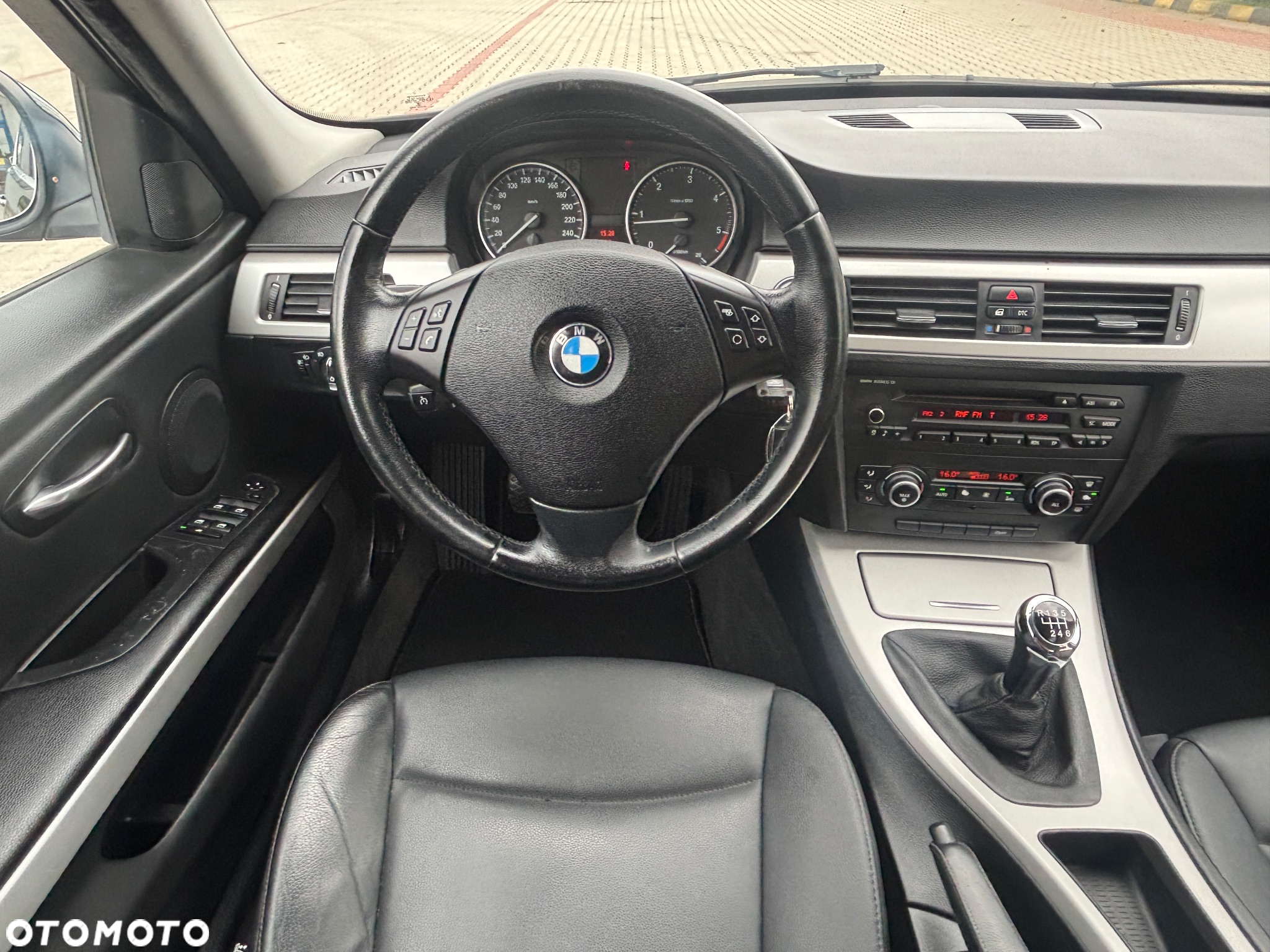 BMW Seria 3 318d - 20