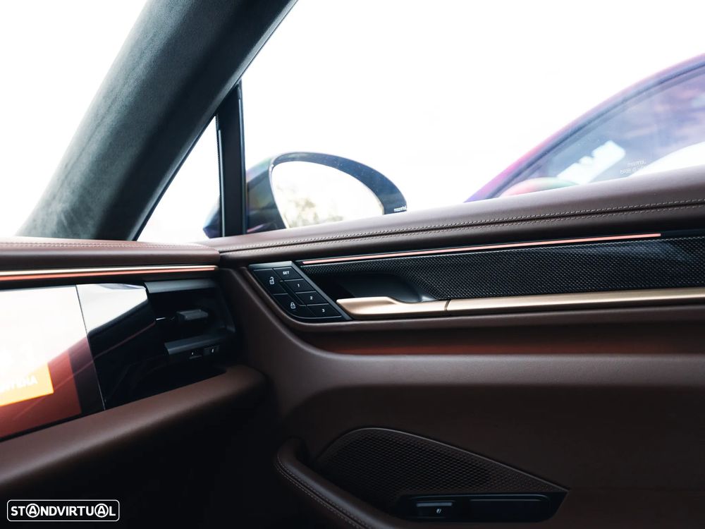 Porsche Macan Electric Turbo - 21