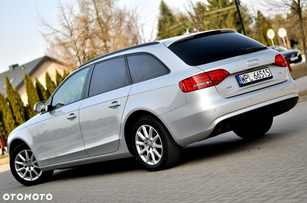 Audi A4 Avant - 4
