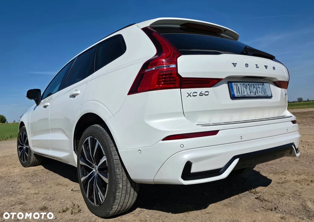 Volvo XC 60 B5 B R-Design - 3
