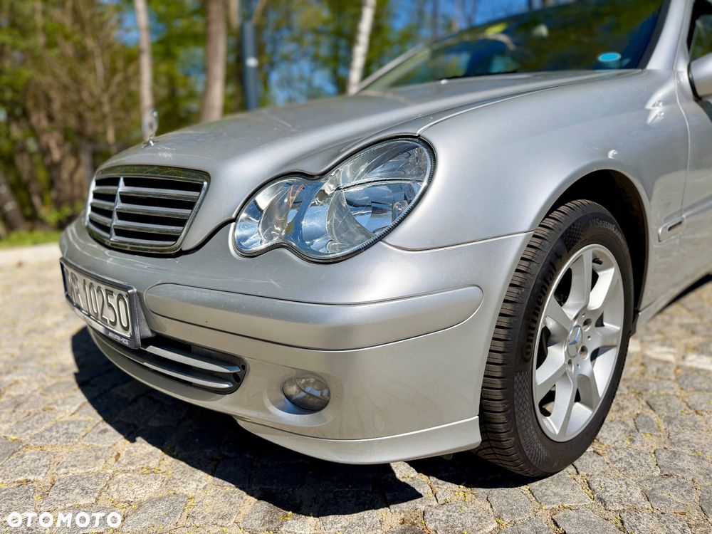 Mercedes-Benz Klasa C 180 Kompressor Automatik Classic - 8