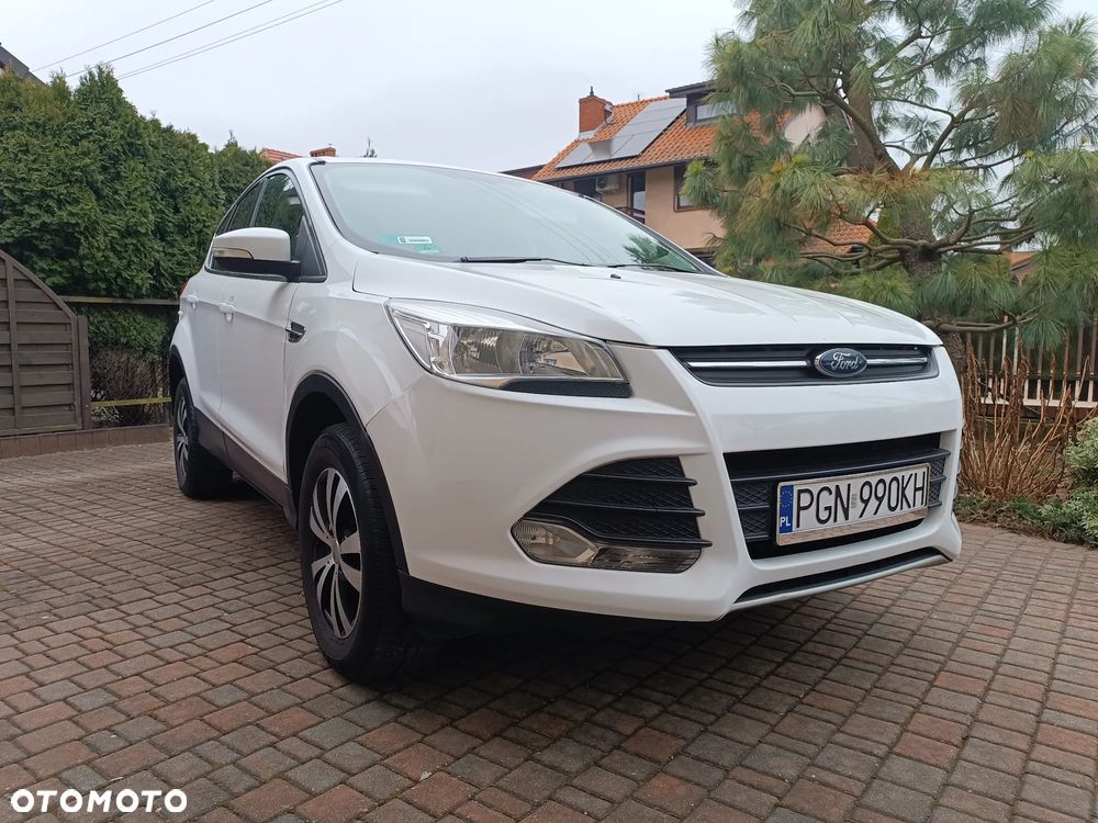 Ford Kuga 1.5 EcoBoost 2x4 Trend - 3