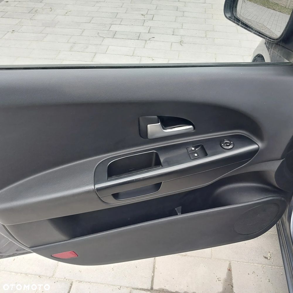 Kia Ceed - 17