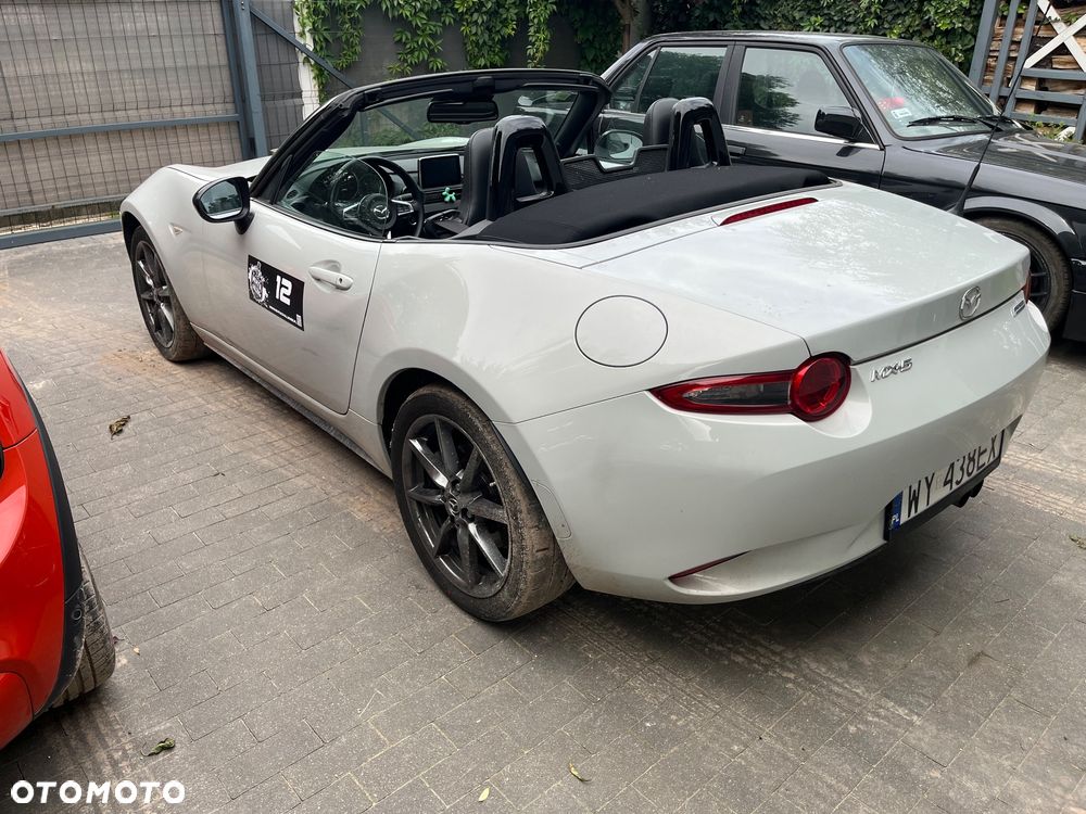 Mazda MX-5 SKYACTIV-G 160 Exclusive-Line - 3
