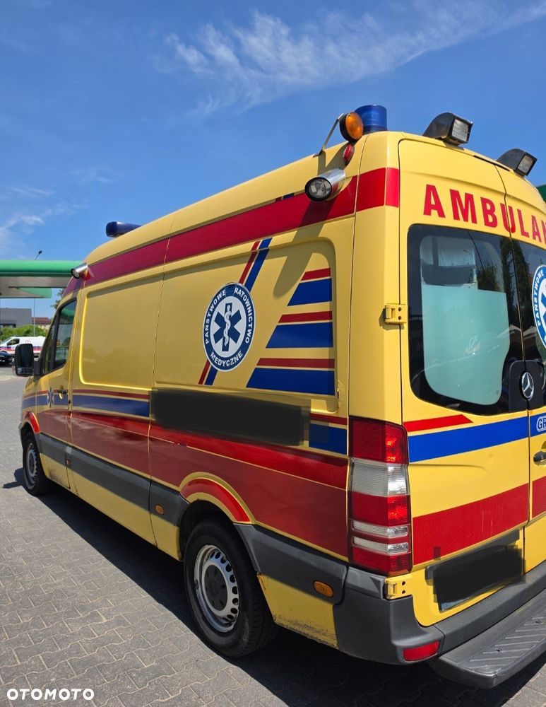 Mercedes-Benz SPRINTER - 4