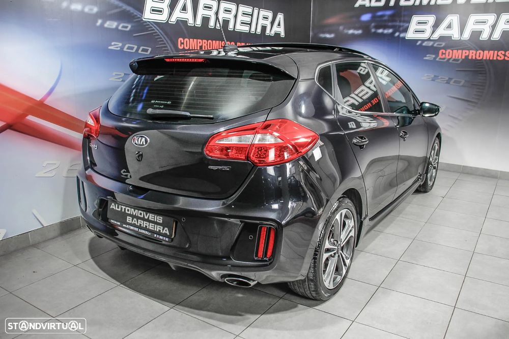 Kia Ceed 1.6 CRDi GT Line - 21