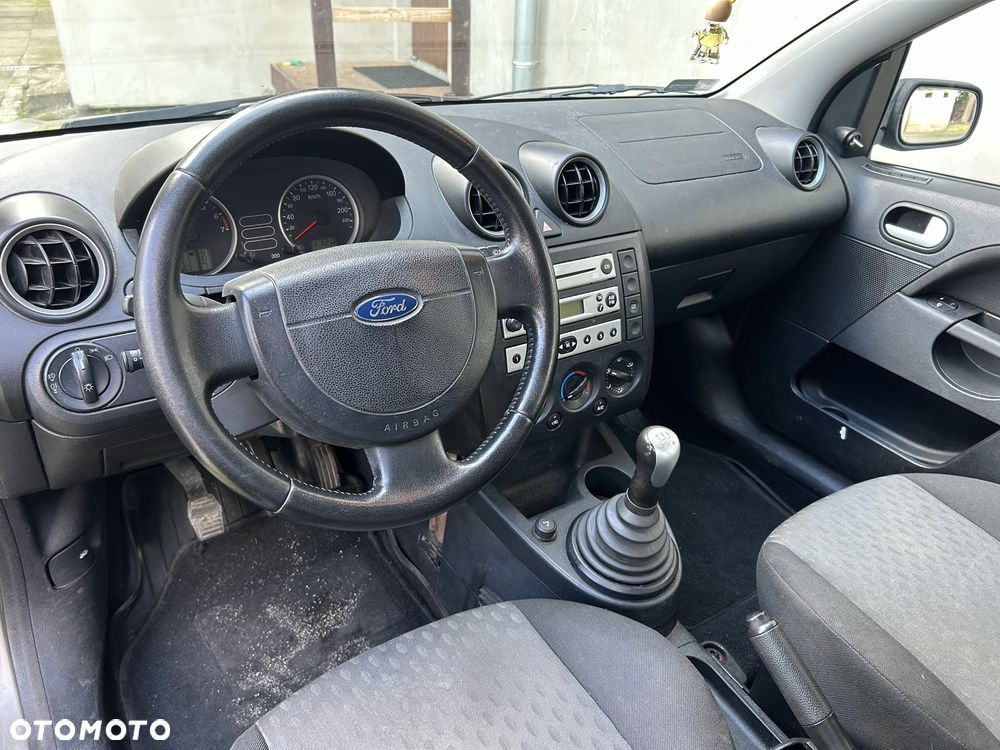 Ford Fiesta - 4