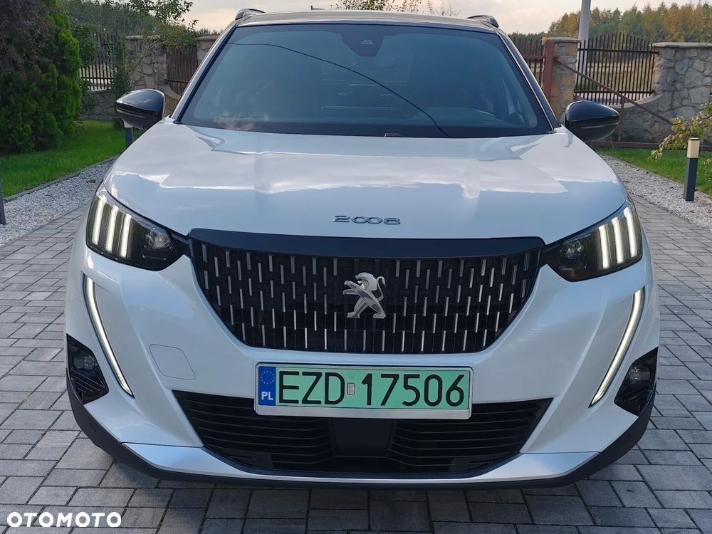Peugeot 2008 - 11