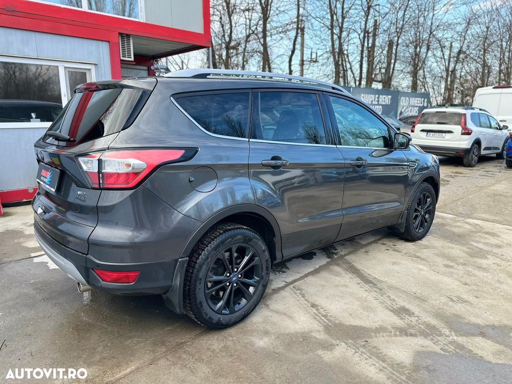 Ford Kuga 2.0 TDCi 4WD Powershift Titanium - 5