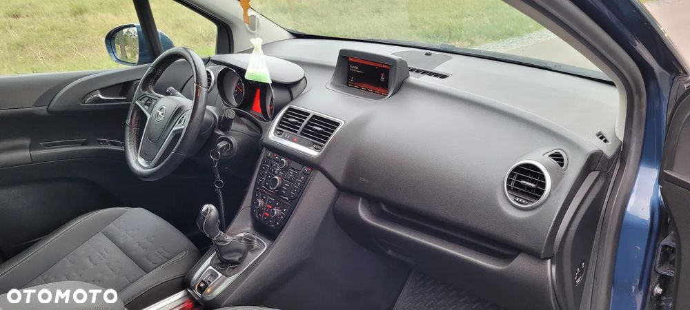 Opel Meriva 1.4 T Cosmo S&S - 14