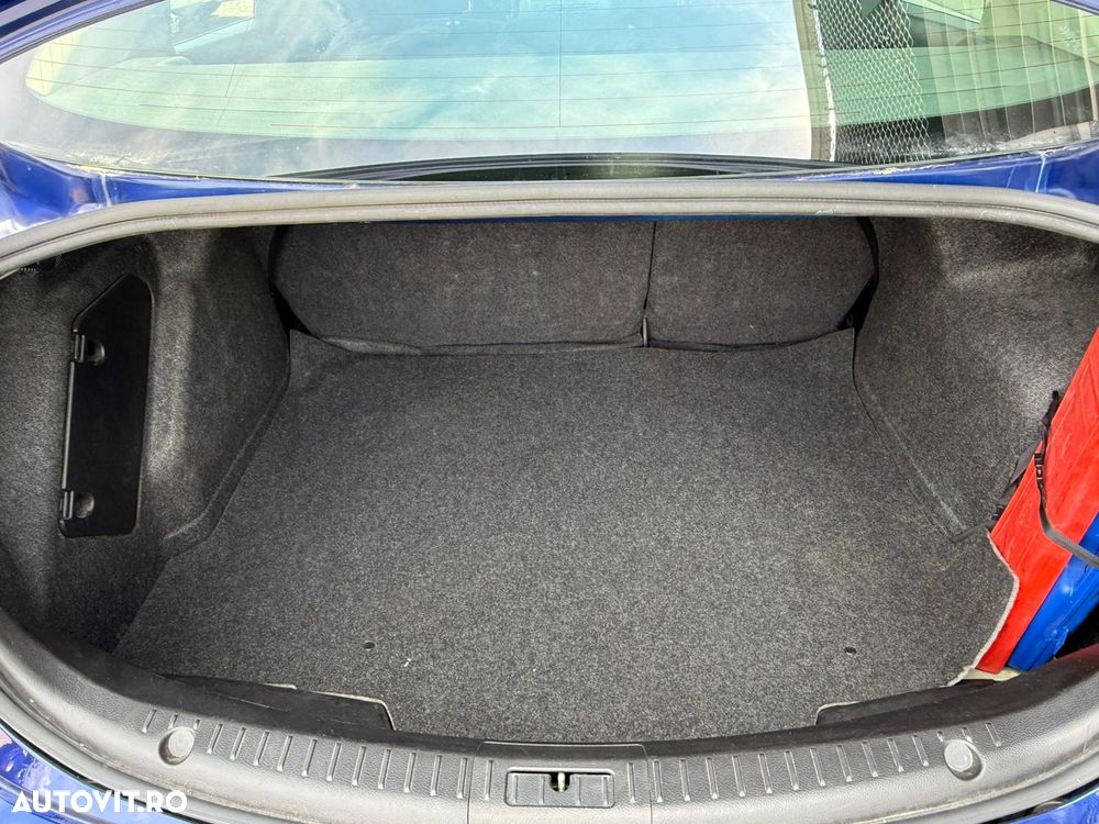 Mazda 3 - 10
