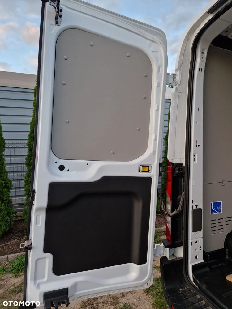 Ford TRANSIT - 28