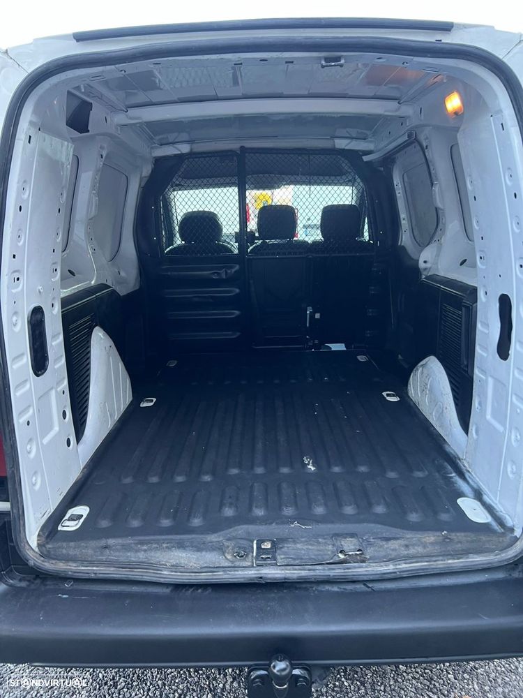 Citroën Berlingo 1.6 HDi 800 3L Longo - 9