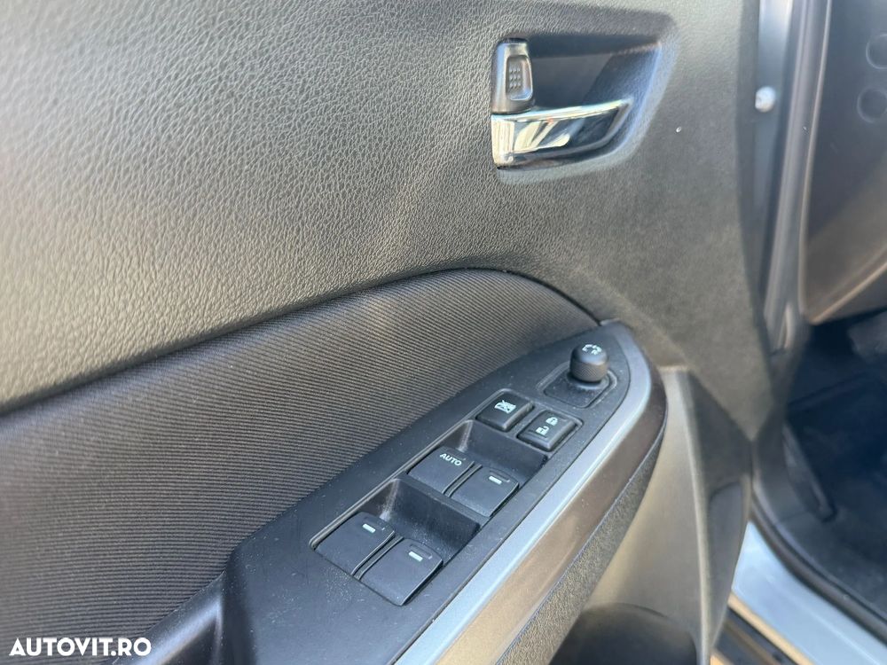 Suzuki Vitara 1.5 HEV Passion - 22