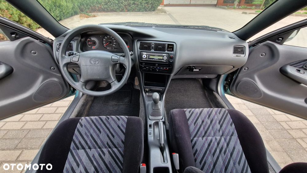 Toyota Corolla - 15