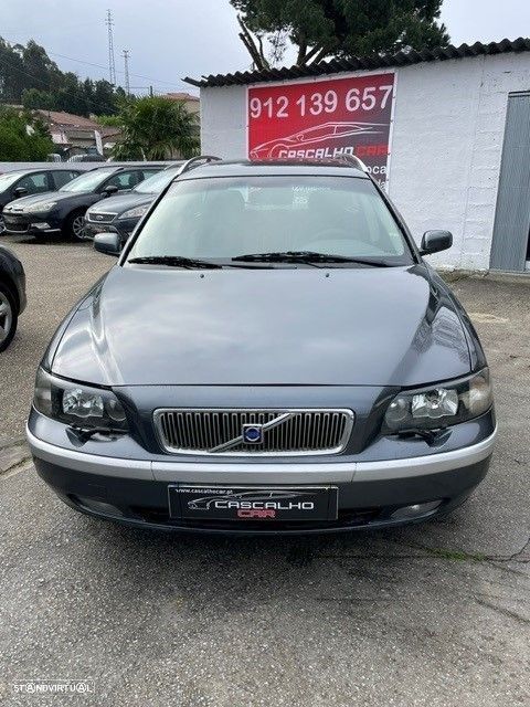 Volvo V70 D5 Nivel 2 - 2