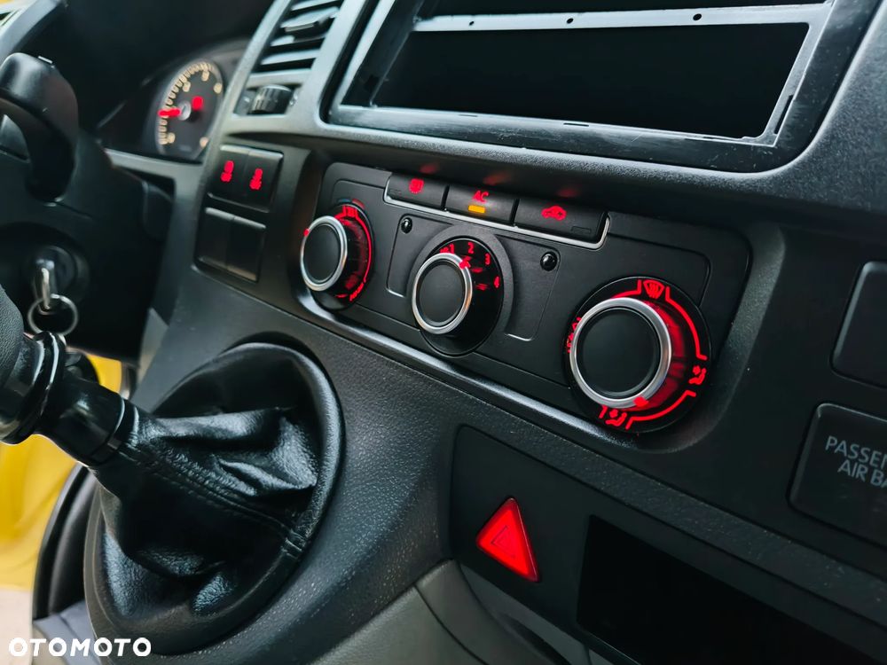 Volkswagen T5 lift  transporter - 26