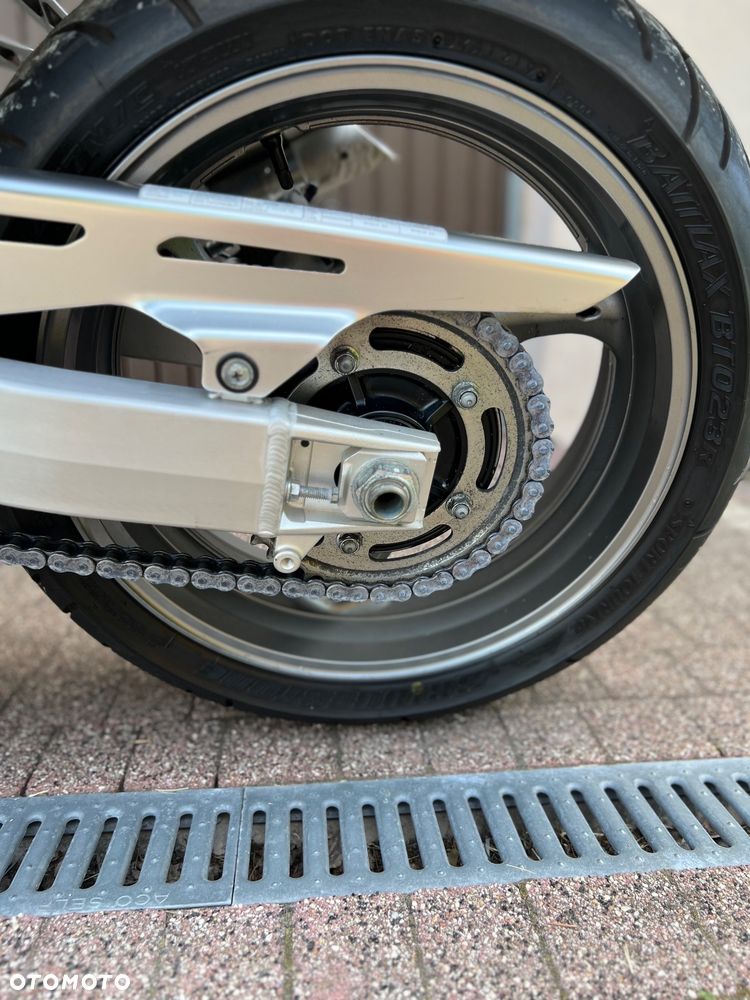 Suzuki GSX-F - Katana - 26