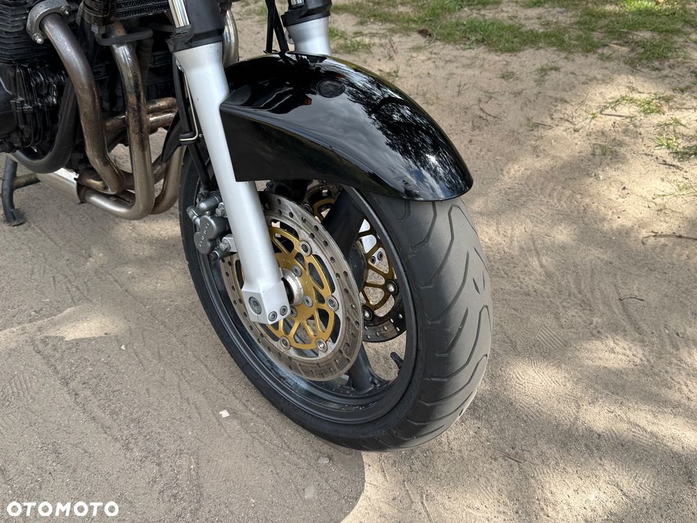 Kawasaki ZR - 7