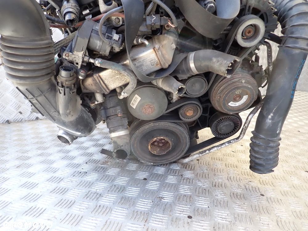 SILNIK BMW N47  D20C - 2