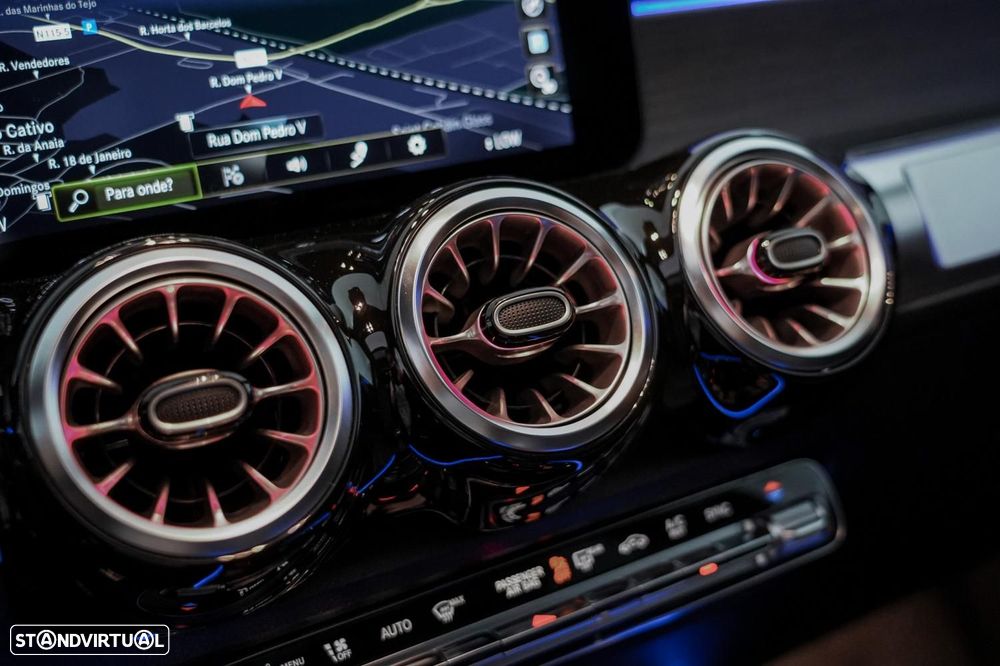 Mercedes-Benz GLB 180 d AMG Line - 19
