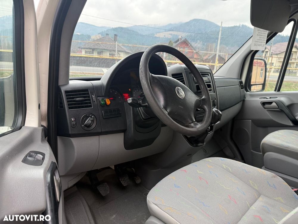 Volkswagen Crafter - 11