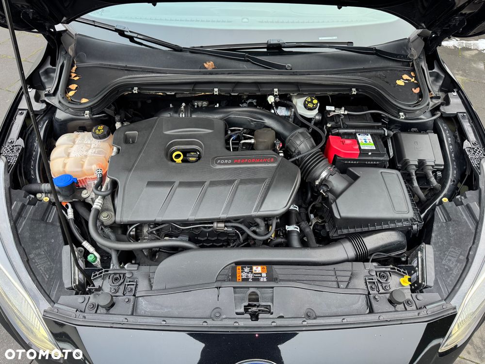 Ford Focus 2.3 EcoBoost ST - 19