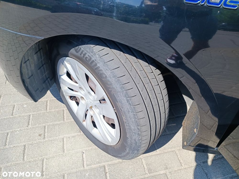 Hyundai i40 Kombi blue 1.7 CRDi Style - 13