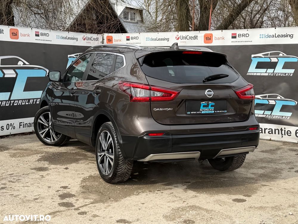 Nissan Qashqai 1.6 DCI Xtronic N-Connecta - 6
