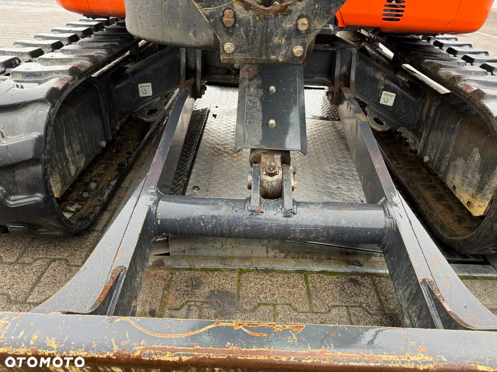 Komatsu PC58MR-5E0 - 23