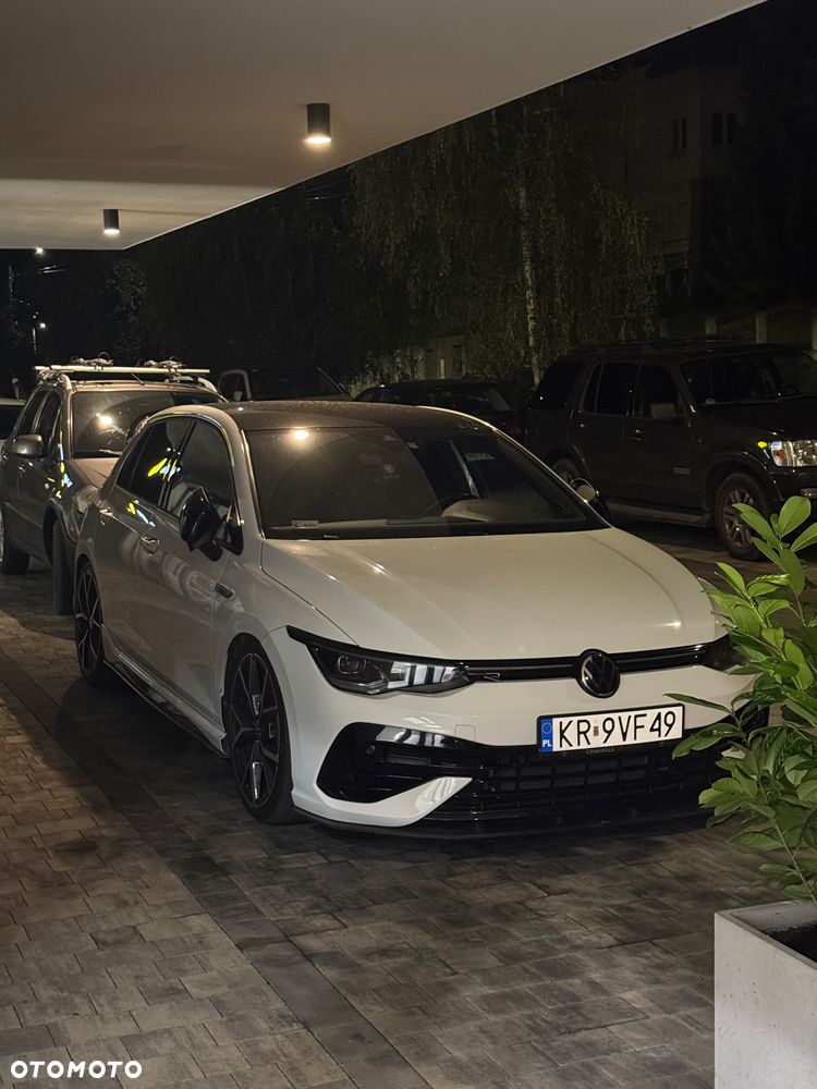 Volkswagen Golf - 28