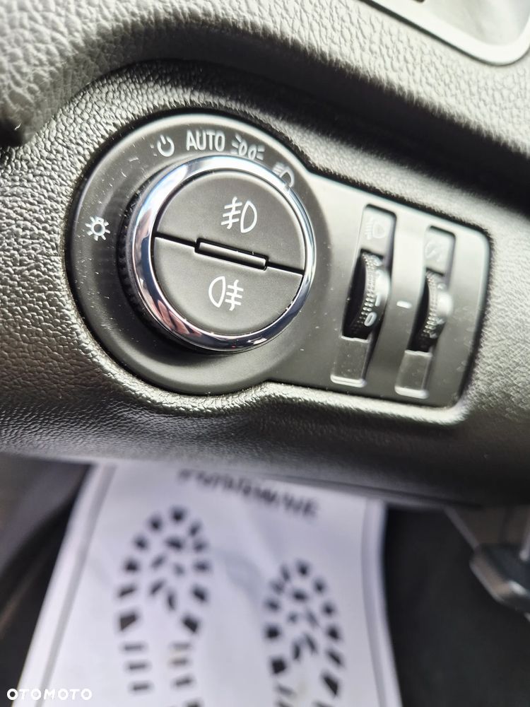 Opel Insignia 1.6 Edition - 25