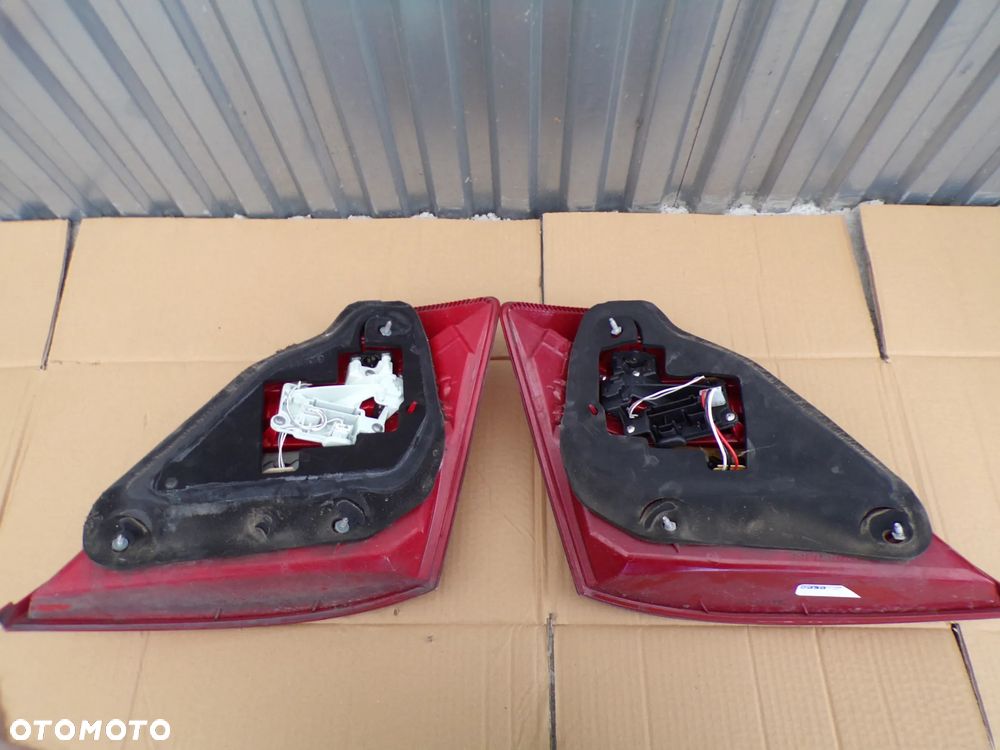 LAMPA PRAWY TYŁ MERCEDES W221 - 3