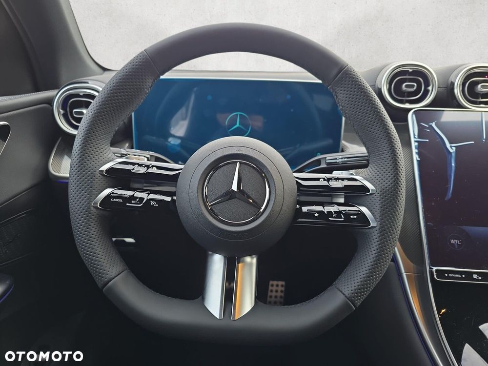 Mercedes-Benz GLC - 15