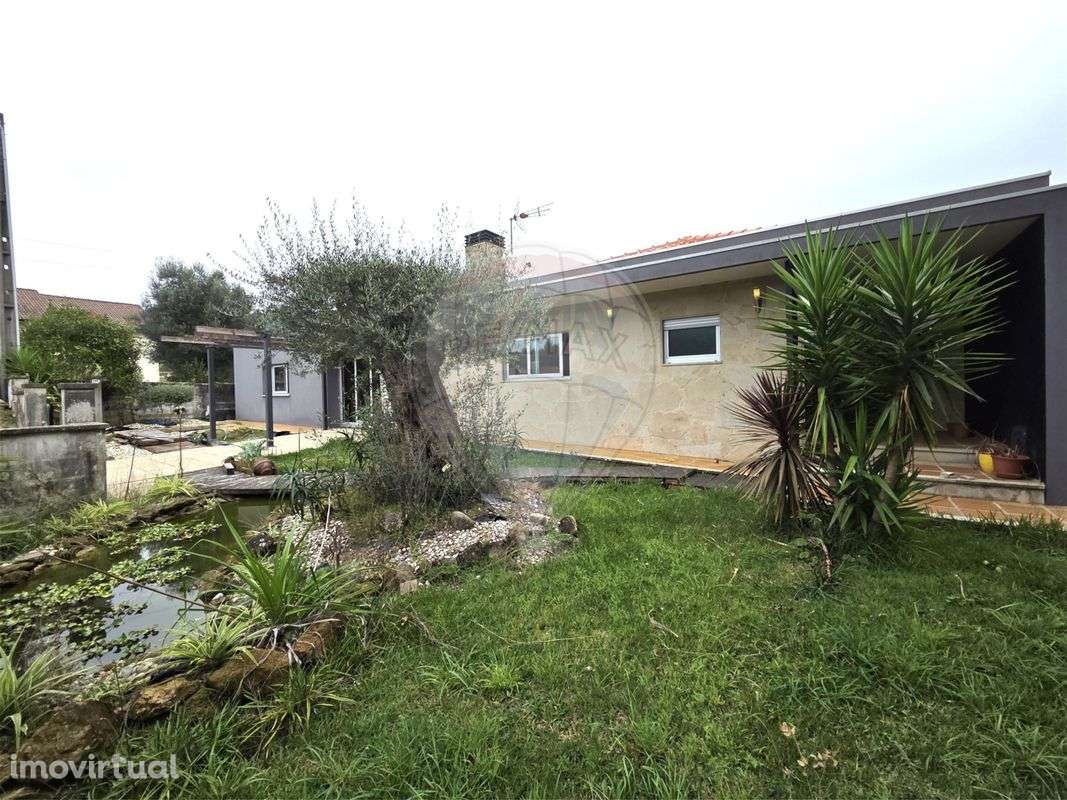 Moradia T4 para venda - Grande imagem: 2/48